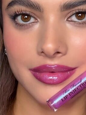 Too Faced Lip Injection Maximum Plump Lip Gloss – Berry Crush 🍓💋